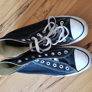 Black high top Converse